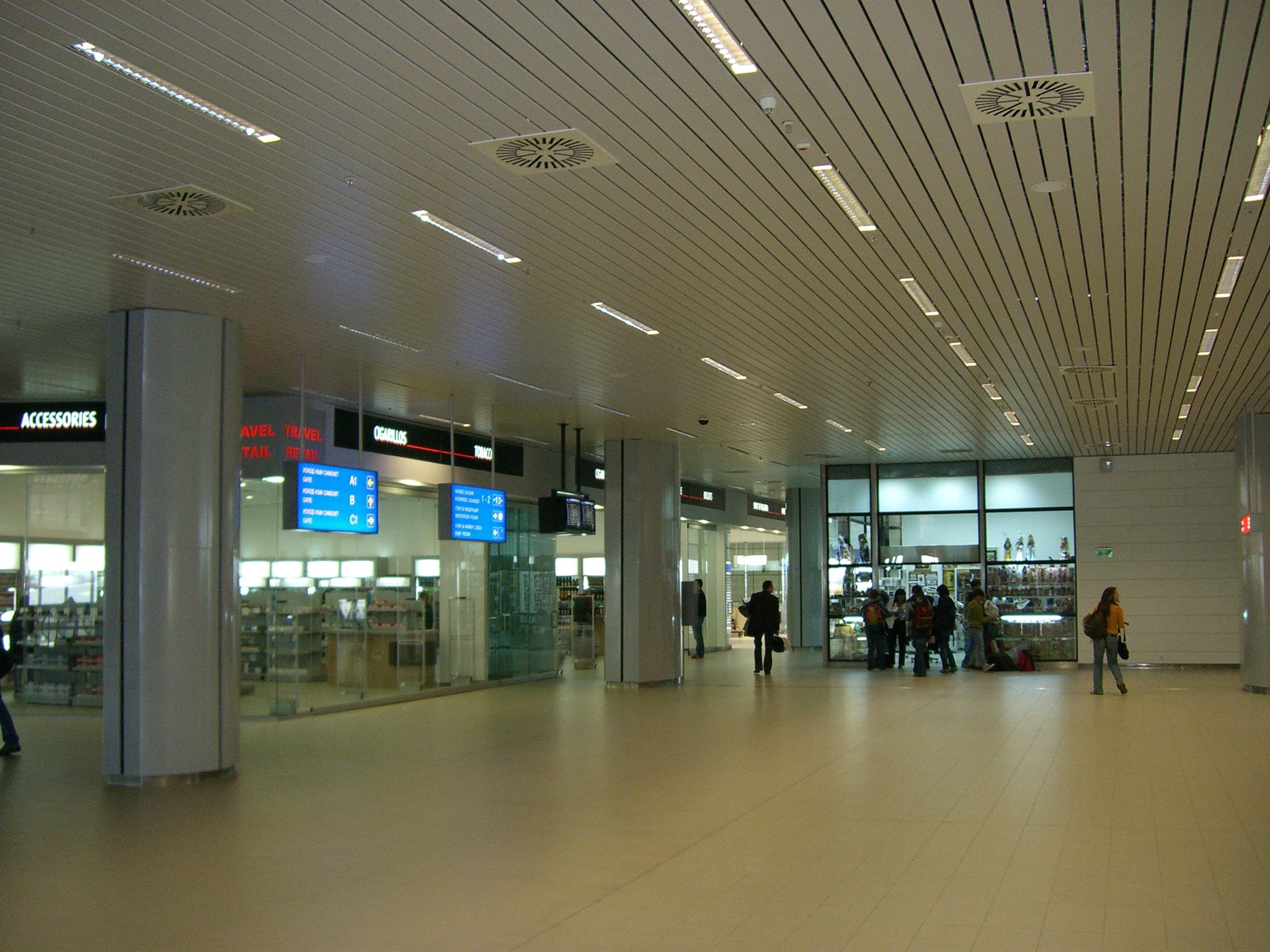 abgehängte ORIGINAL DOBNER Aluminium-Paneeldecken